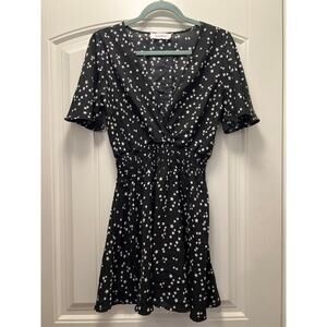 Graffiti Women’s Stars Print Smocked Waist V-Neck‎ Mini Dress Size M Black White